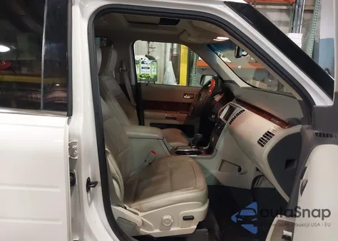 2010 Ford Flex Limited z USA, uszkodzony, nr VIN 2FMHK6DC6ABA31964